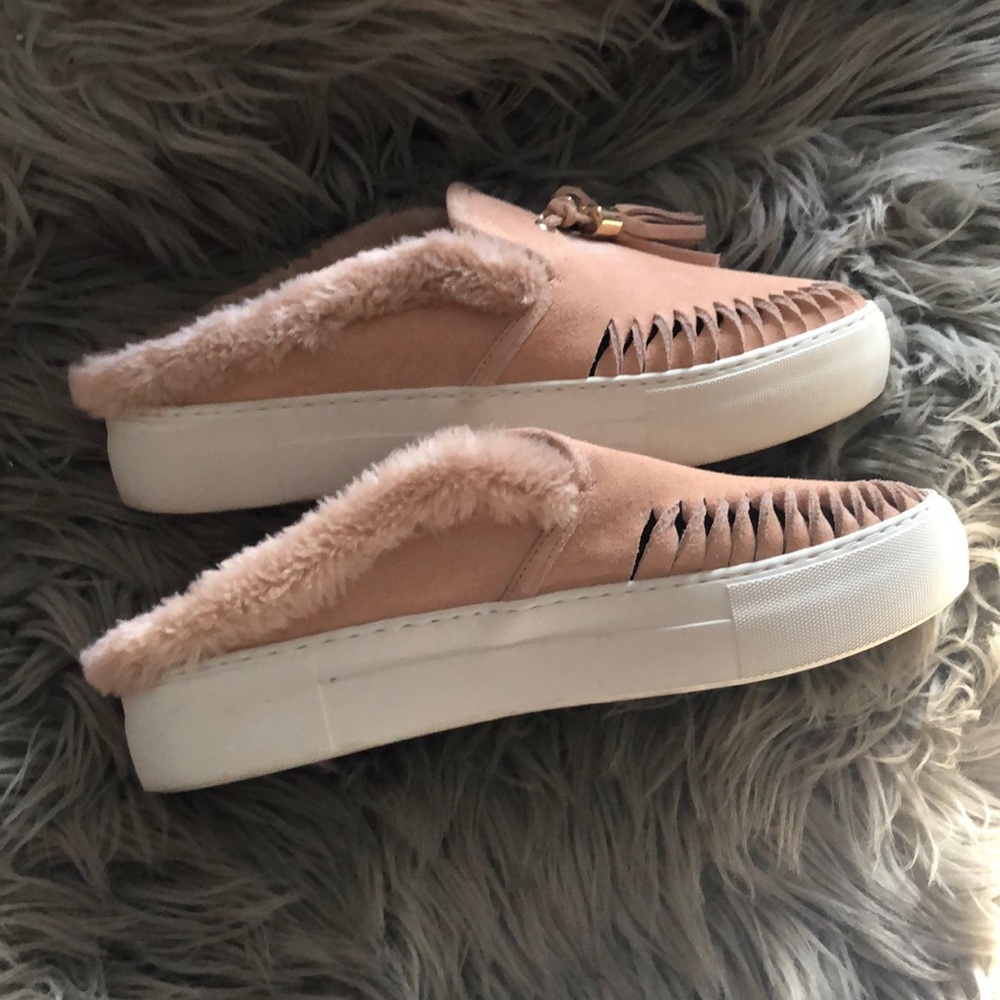 J/Slides Shoes - Picture 4 of 5